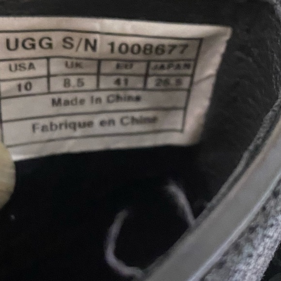 UGG Black Leather Demi Buckle Ankle Boot SZ 10 - Picture 15 of 15